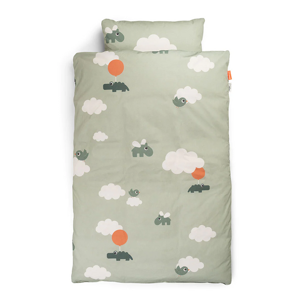 Done by Deer Junior sengetøj, Happy clouds green