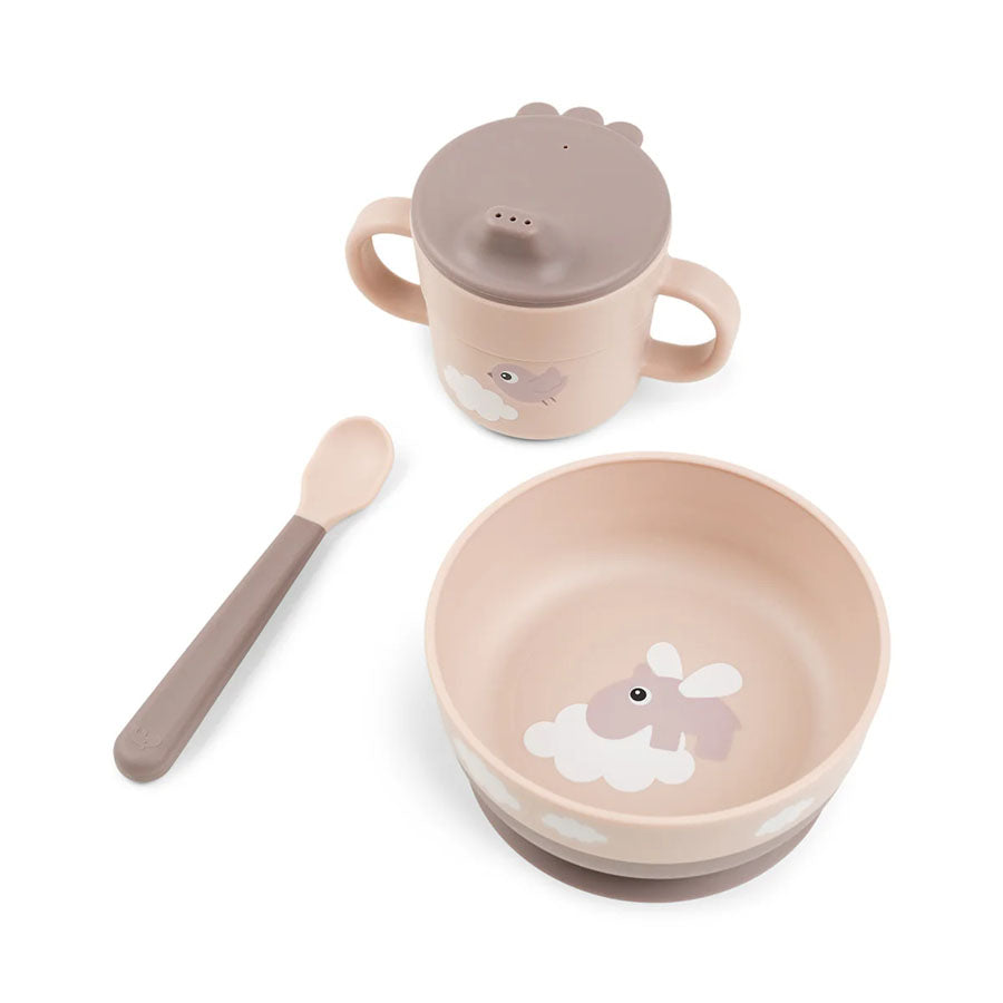 01_Done by Deer Foodie første spisesæt Happy clouds, powder.jpg