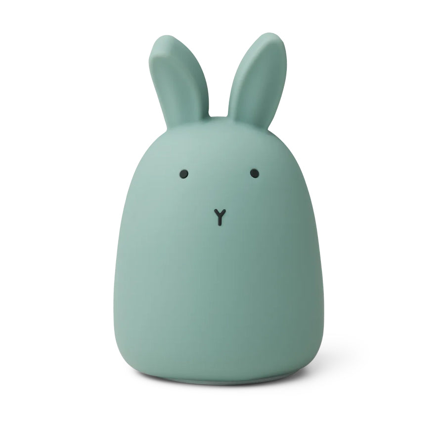 01_Liewood Winston natlampe kanin, peppermint.jpg