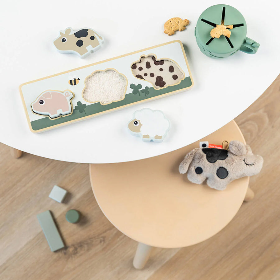 02_Done by Deer rør og føl puslespil, tiny farm 1.jpg