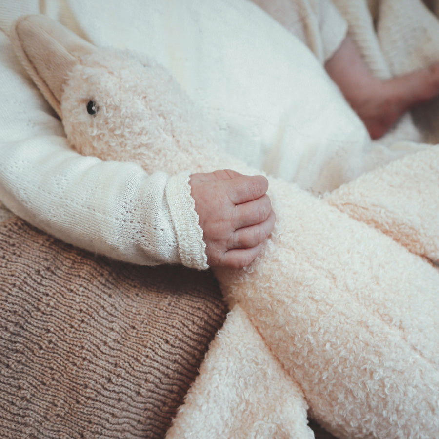 02_Flow Amsterdam Liva hjertelydsbamse, beige 1.jpg