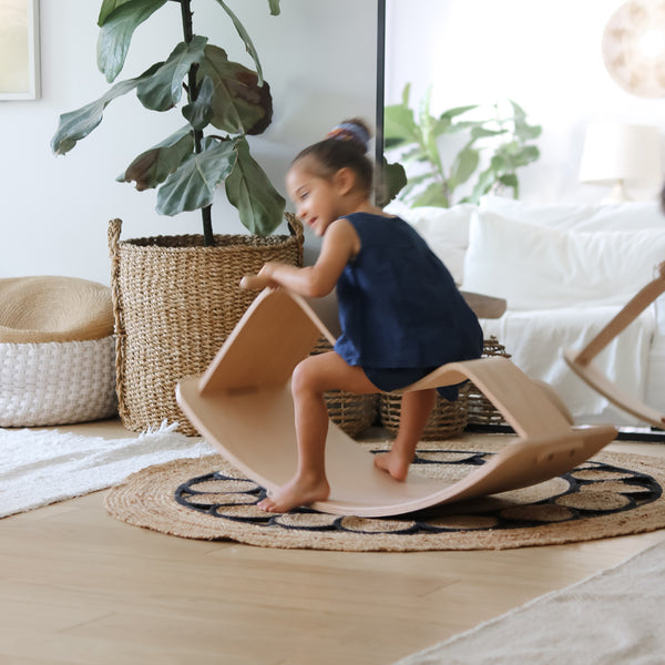 CurveLab, 2-i-1 gyngehest og balancebræt